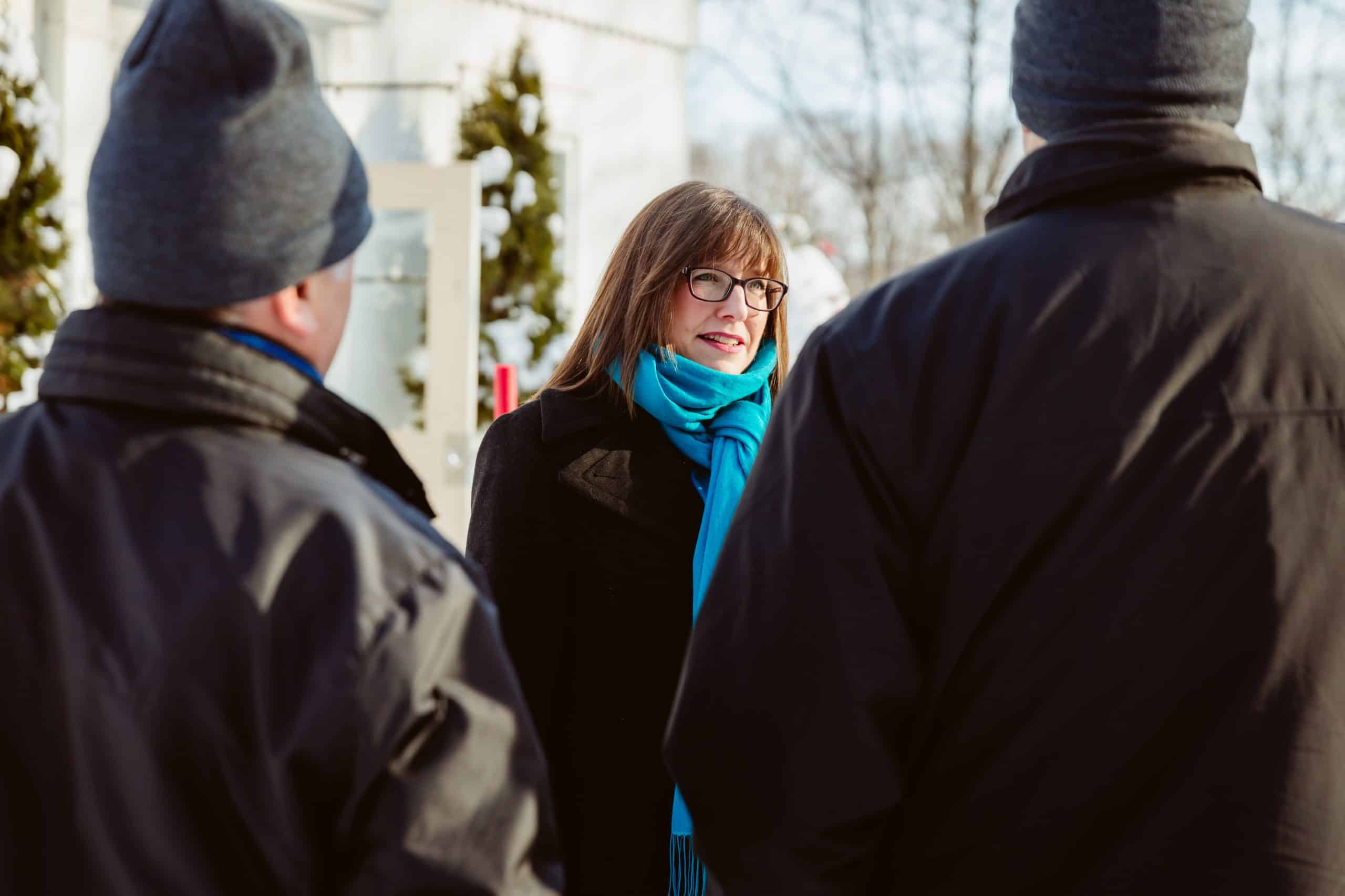 Le Temps D Une Marche Avec La Deputee Marie Eve Proulx Journal Le Placoteux