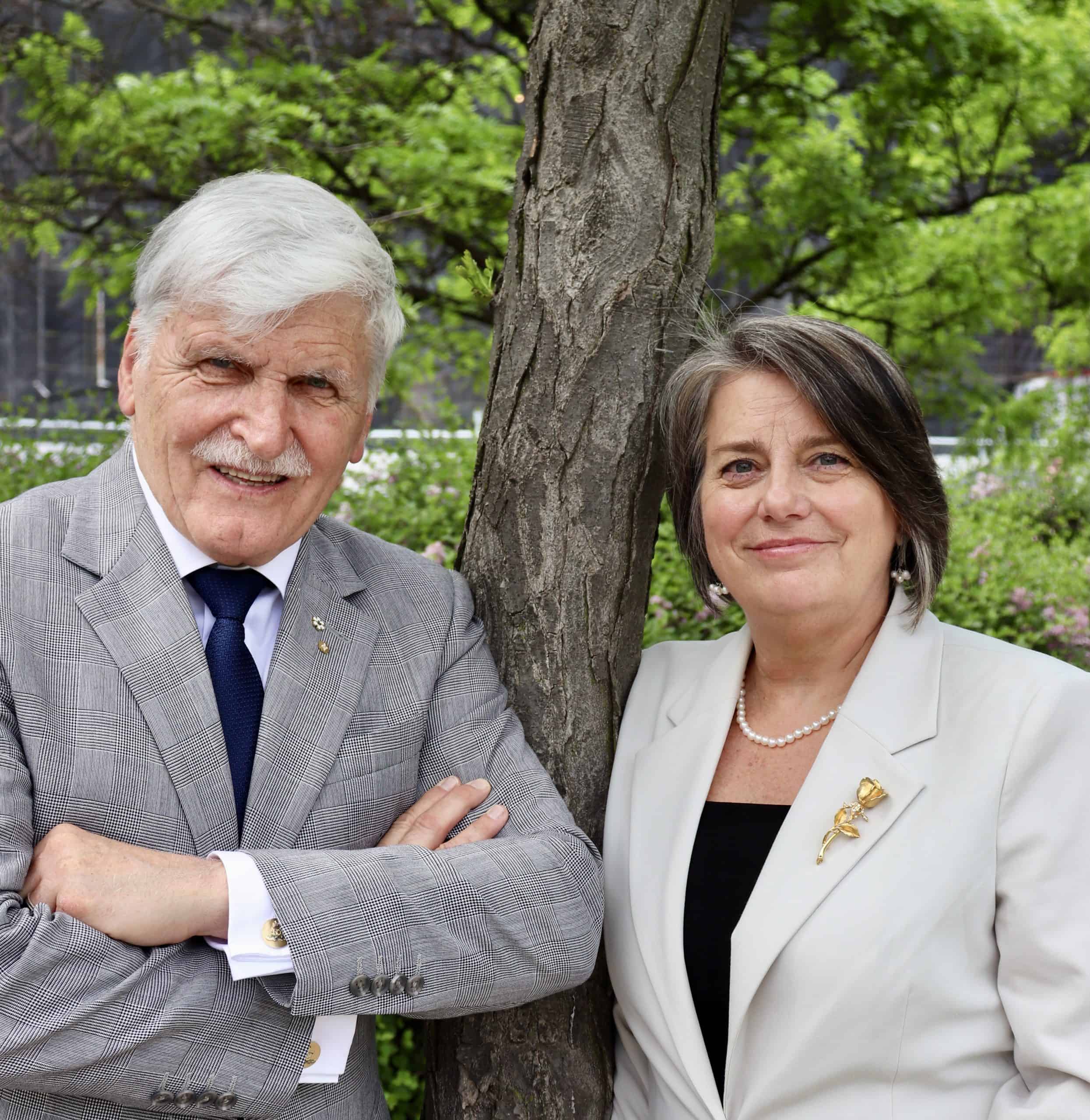 Conférence du général Dallaire et sa conjointe - Journal Le Placoteux